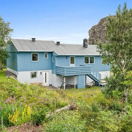 The Blue House * Kabelvåg